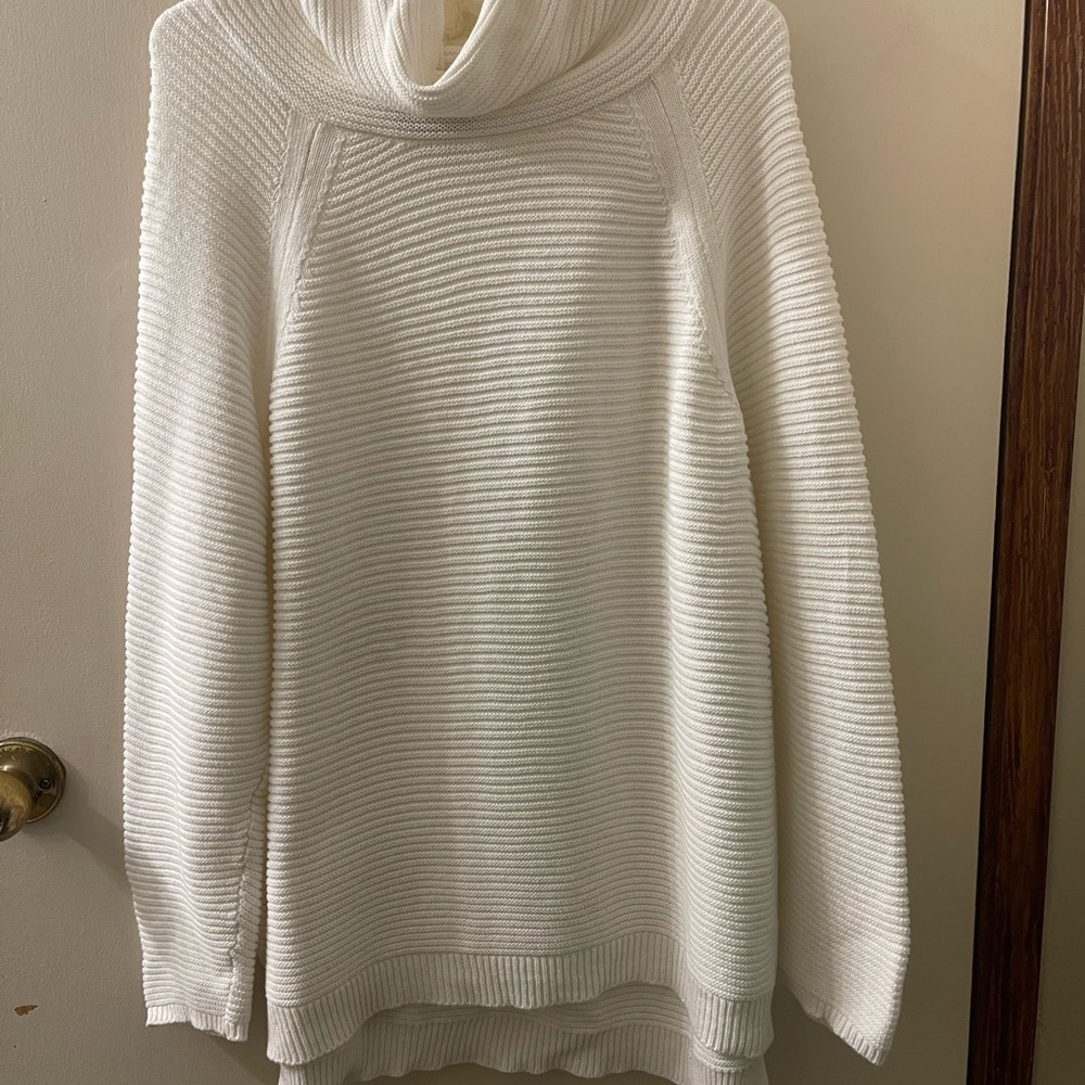 Reaction by Kenneth Cole Classic White Cowl Neck Sweater
